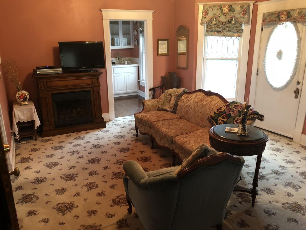 Hayes House Bed And Breakfast Muskogee Dış mekan fotoğraf